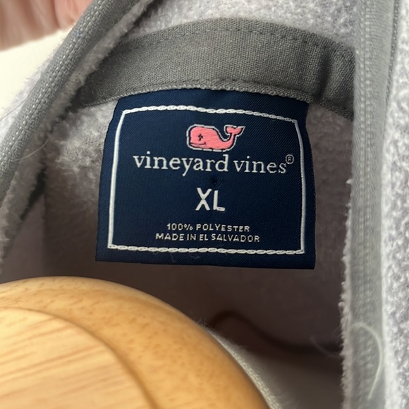 Vineyard Vines Grey fleece pullover with snaps - Picture 5 of 9